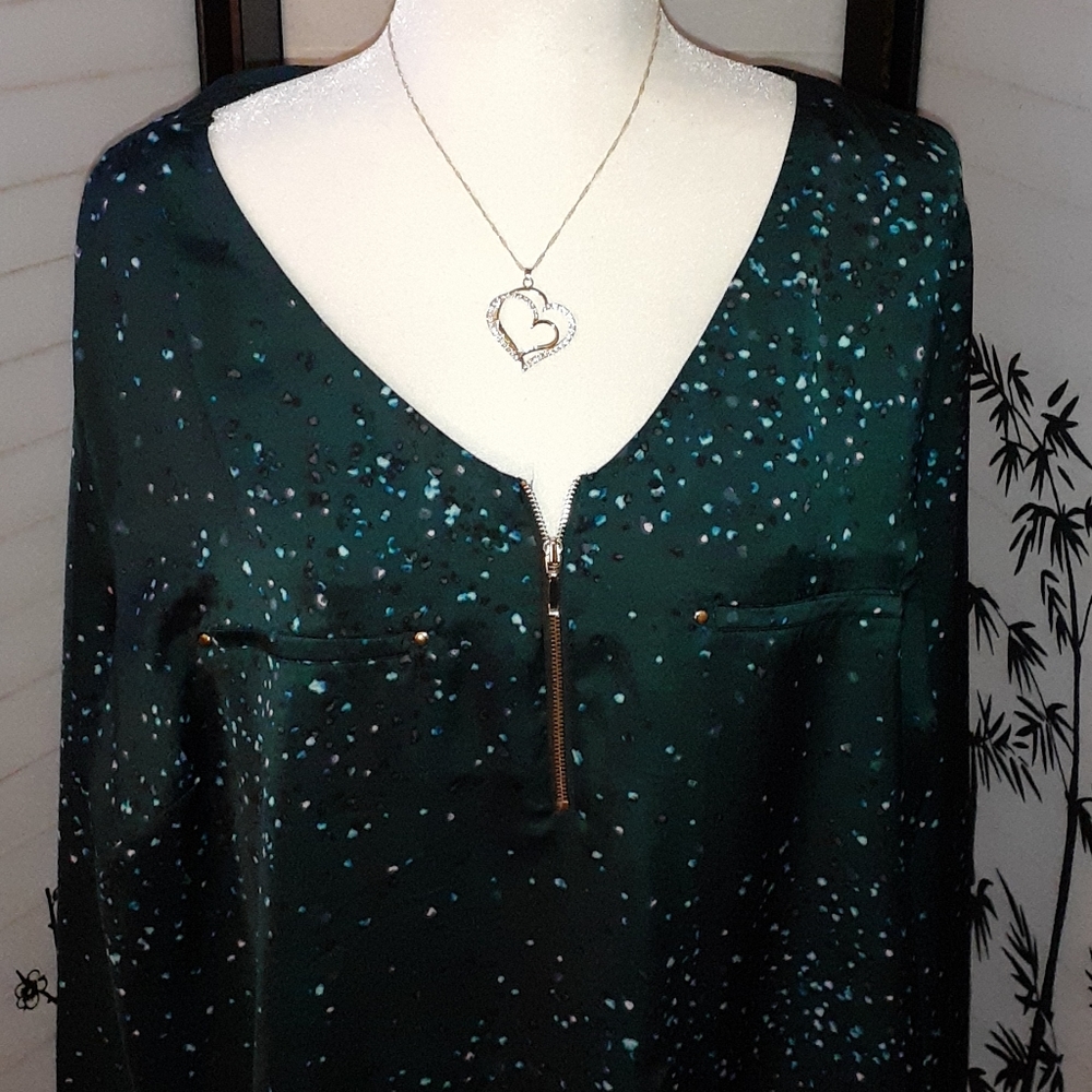 BLOUSE